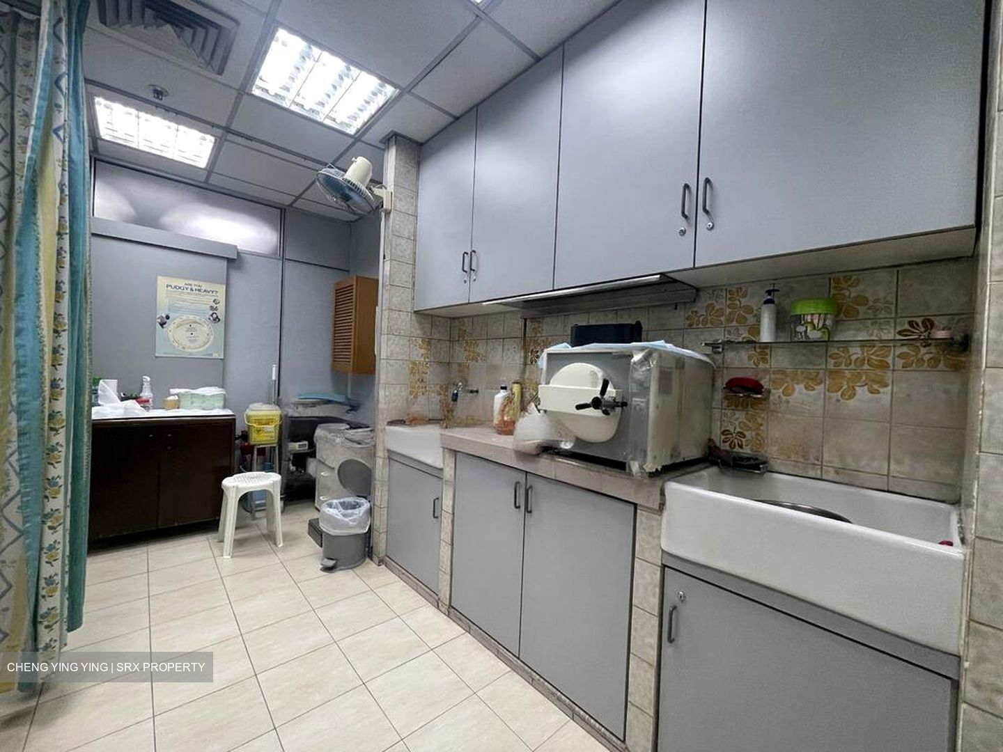 Selegie Road (D7), Retail #570946841